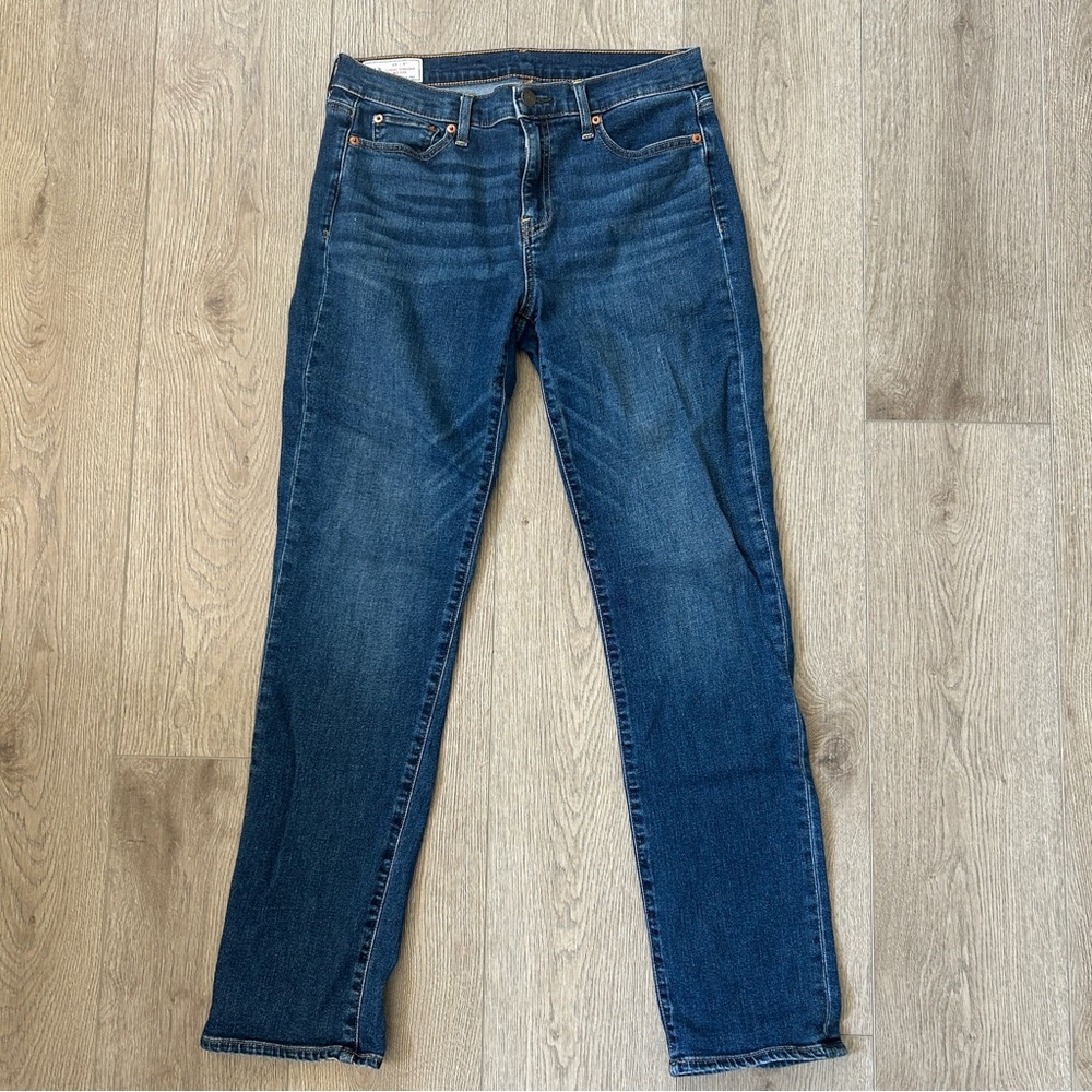 GAP Mid Rise Denim Jeans in Blue straight leg